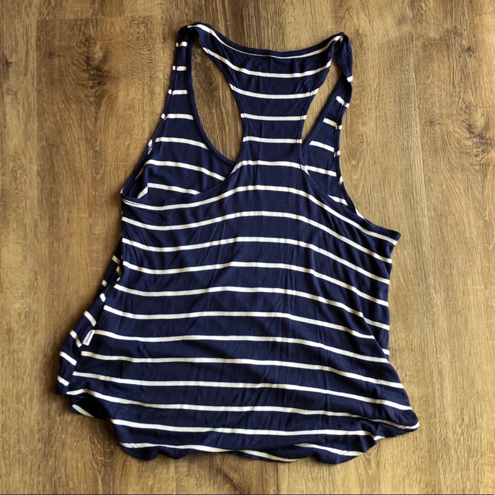 Volcom Women’s Racer Back Tank Top. - Picture 3 of 3